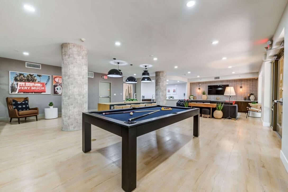 Woodland Hills Luxury Apt 2 Bed Ca Λος Άντζελες Εξωτερικό φωτογραφία